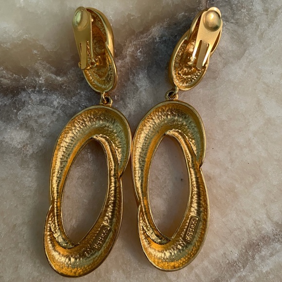 Essex XL Vintage 80’s Gold Dipped Signed  Clips - Picture 5 of 8